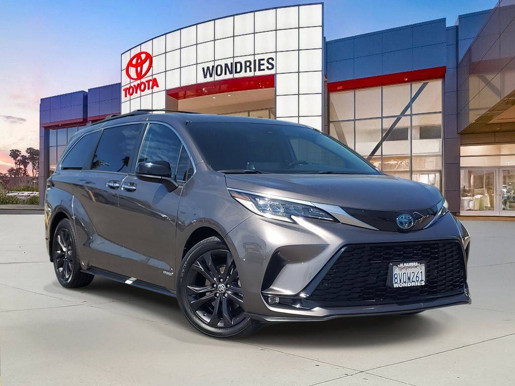 2021 Toyota Sienna XSE — Minivan — 28,028 mi — Alhambra, CA