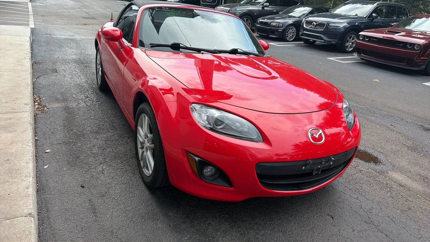 2010 Mazda MX-5 Miata Sport