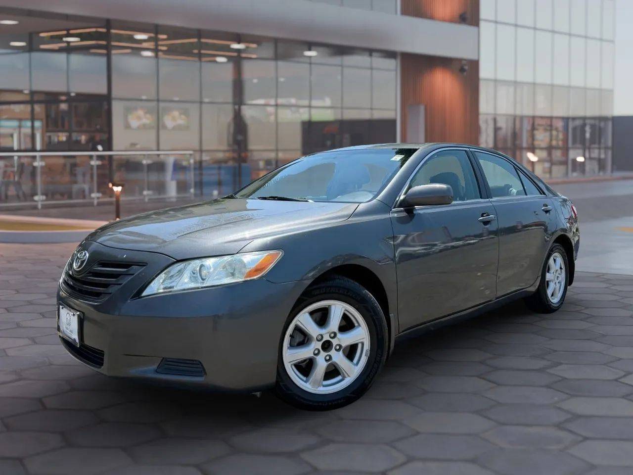 2007 Toyota Camry LE — Sedan — 114,863 mi — Santa Ana, CA