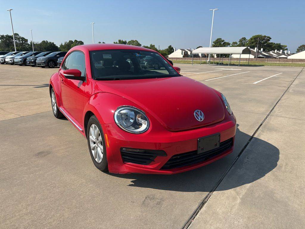 2019 Volkswagen Beetle S — Coupe — 56,801 mi — Lewisville, TX