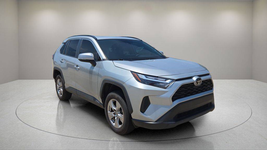 2023 Toyota RAV4 XLE — SUV — 43,537 mi — Lewisville, TX