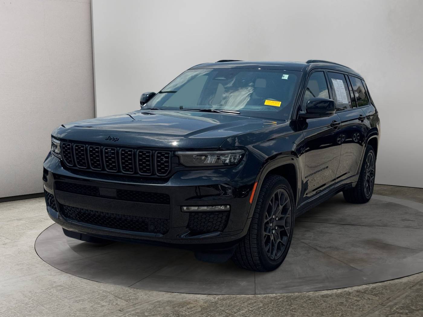 2025 Jeep Grand Cherokee Summit — SUV — 4,102 mi — San Antonio, TX