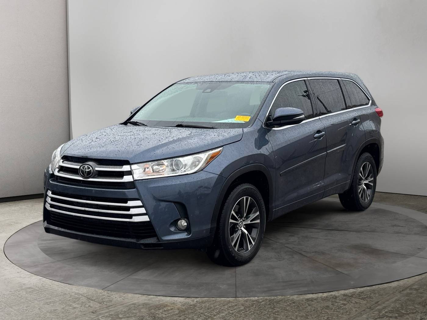 2017 Toyota Highlander LE Plus — SUV — 97,120 mi — San Antonio, TX