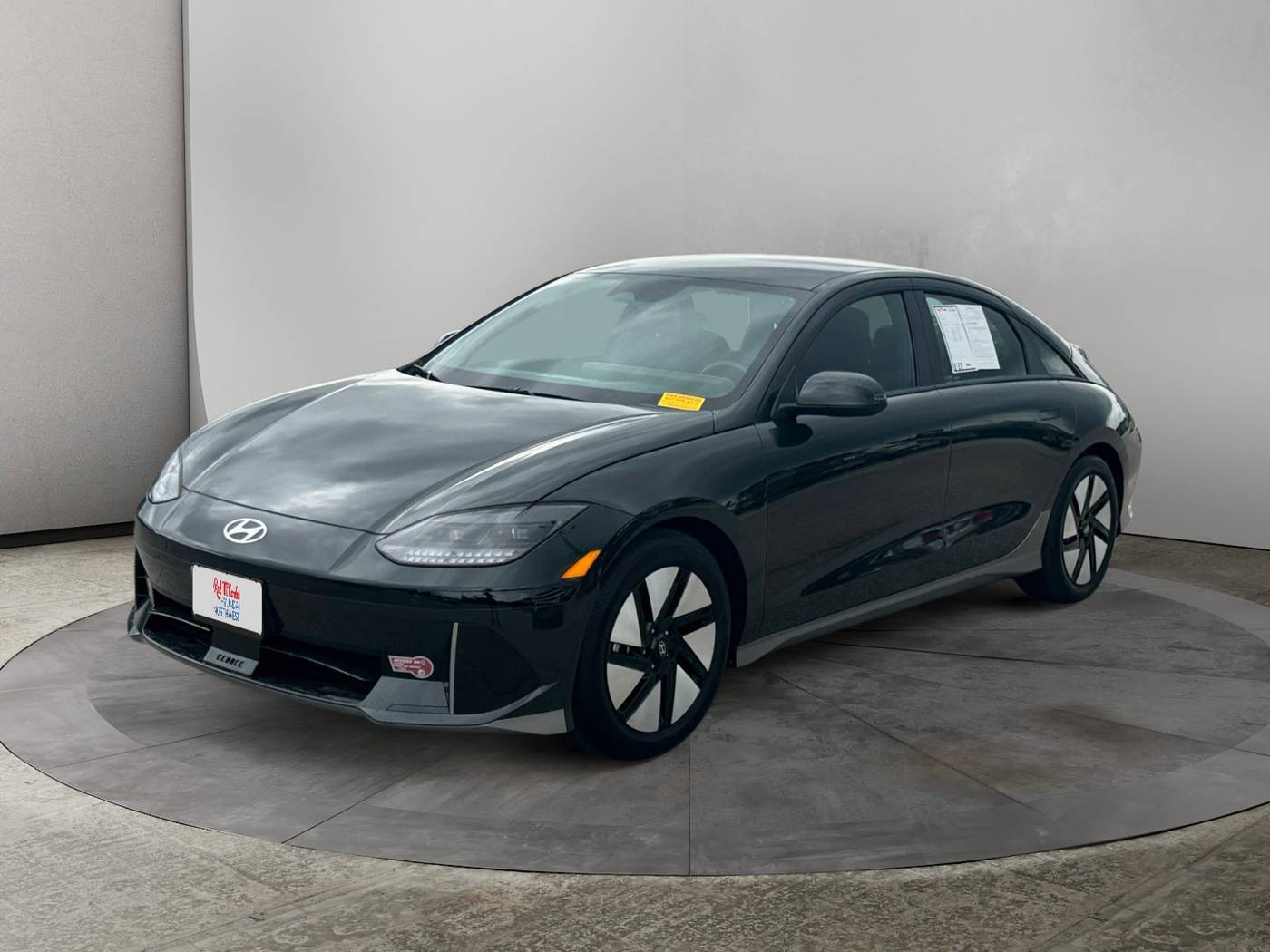 2024 Hyundai IONIQ 6 SE — Sedan — 14,260 mi — San Antonio, TX