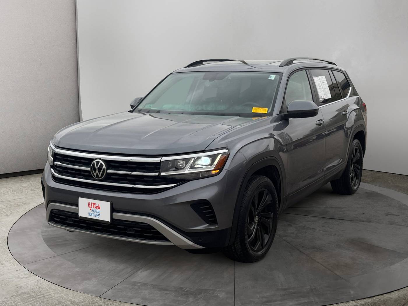 2022 Volkswagen Atlas SE with Technology — SUV — 83,876 mi — San Antonio, TX
