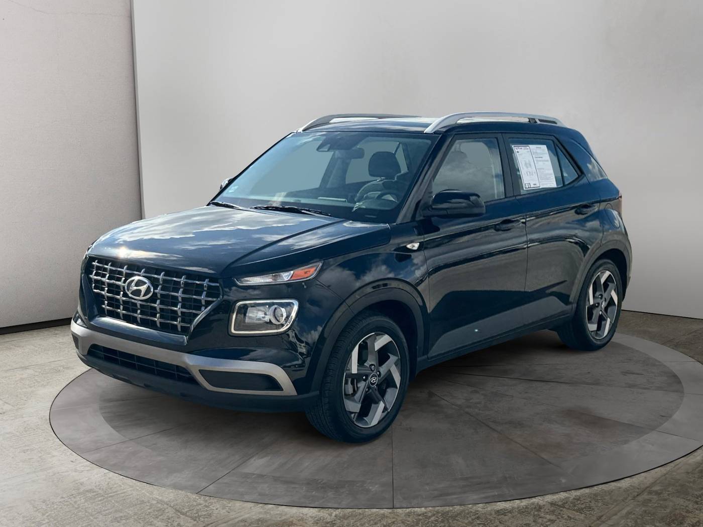 2022 Hyundai Venue SEL — SUV — 11,279 mi — San Antonio, TX