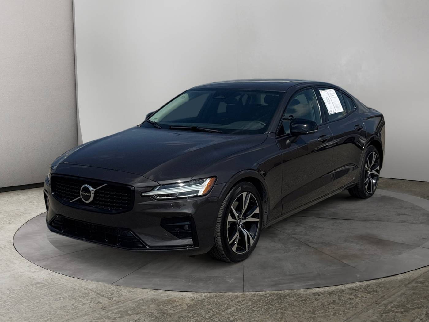 2024 Volvo S60 Core — Sedan — 18,873 mi — San Antonio, TX