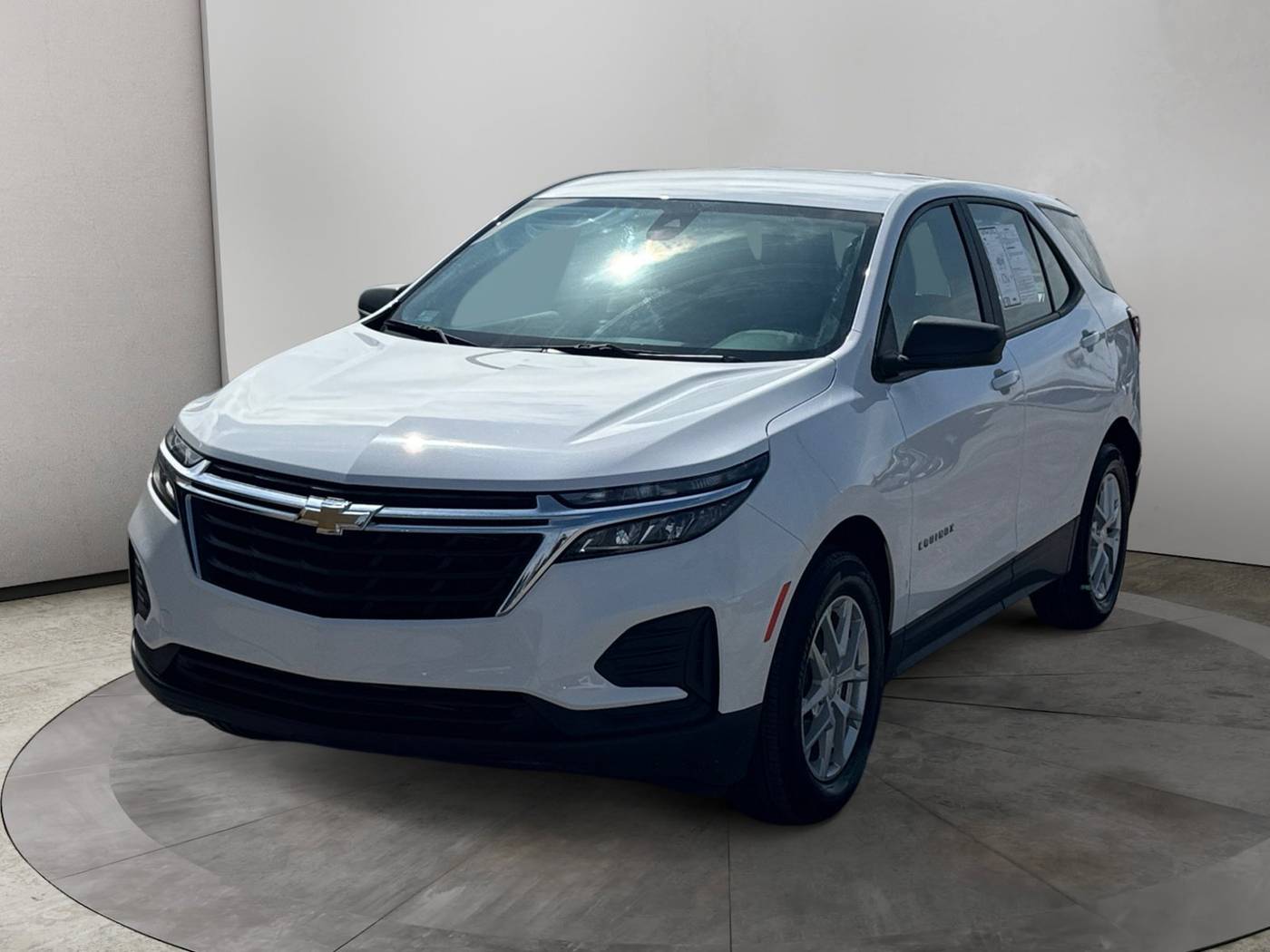 2024 Chevrolet Equinox LS — SUV — 7,462 mi — San Antonio, TX