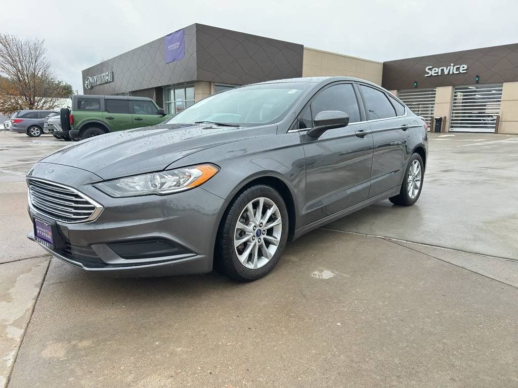 2017 Ford Fusion SE — Sedan — 148,039 mi — Manhattan, KS