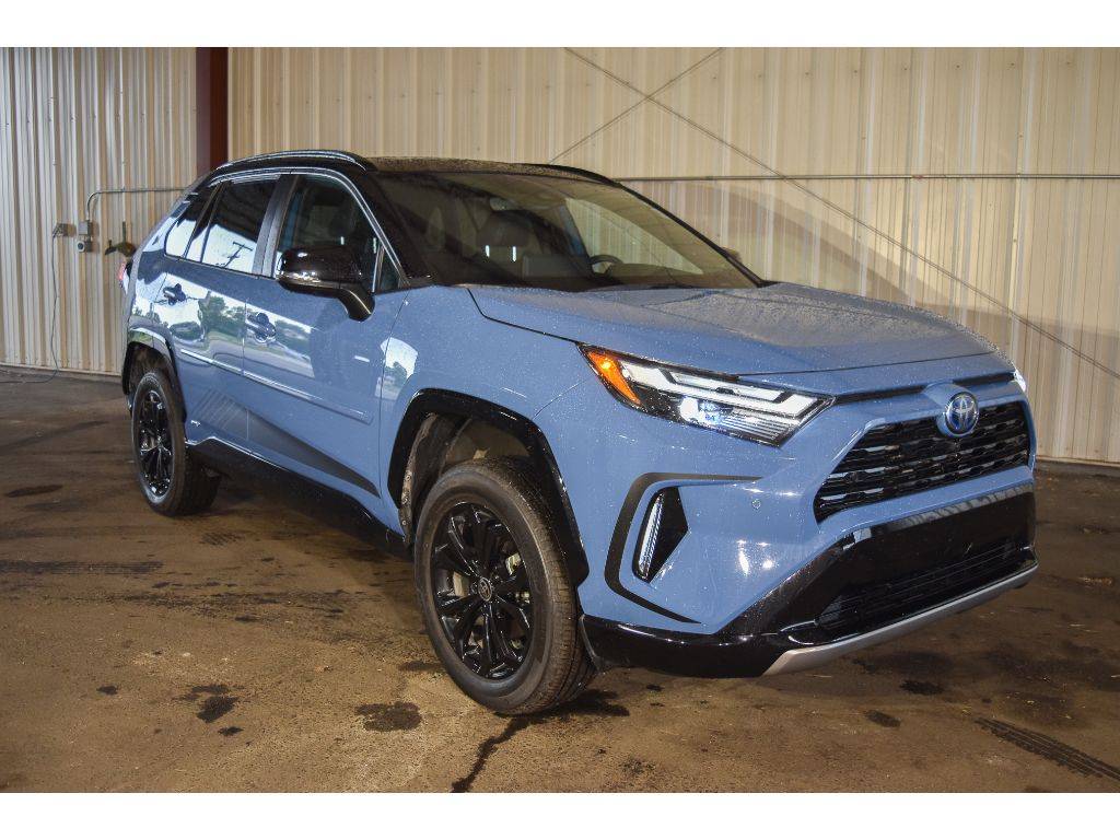 2024 Toyota RAV4 Hybrid XSE — SUV — 27,279 mi — Manhattan, KS