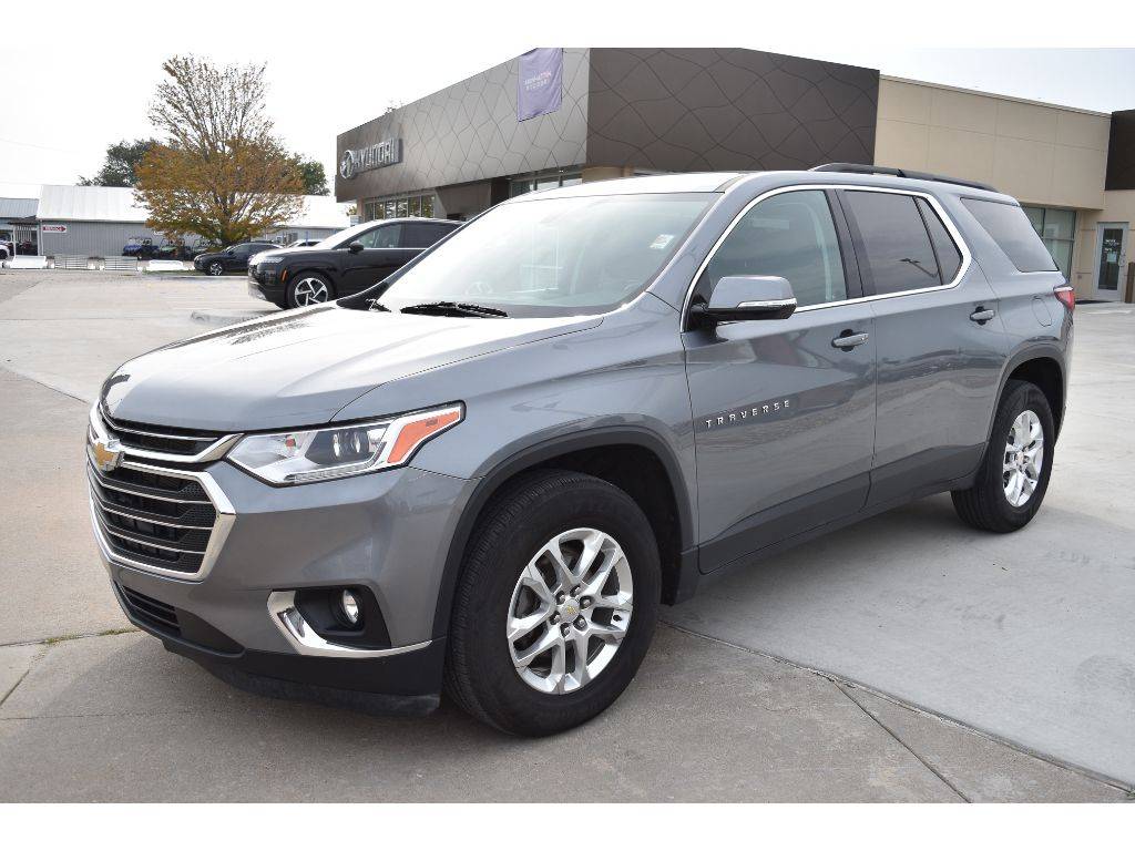 2020 Chevrolet Traverse LT Cloth — SUV — 82,766 mi — Manhattan, KS