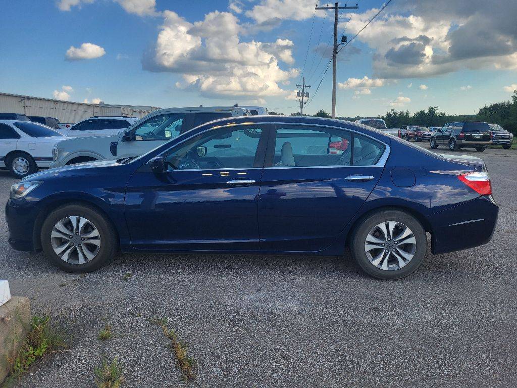 2013 Honda Accord LX — Sedan — 107,555 mi — Manhattan, KS