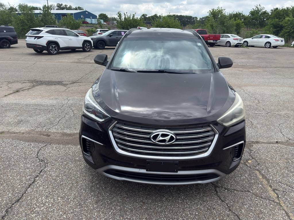 2018 Hyundai Santa Fe SE — SUV — 100,785 mi — Manhattan, KS
