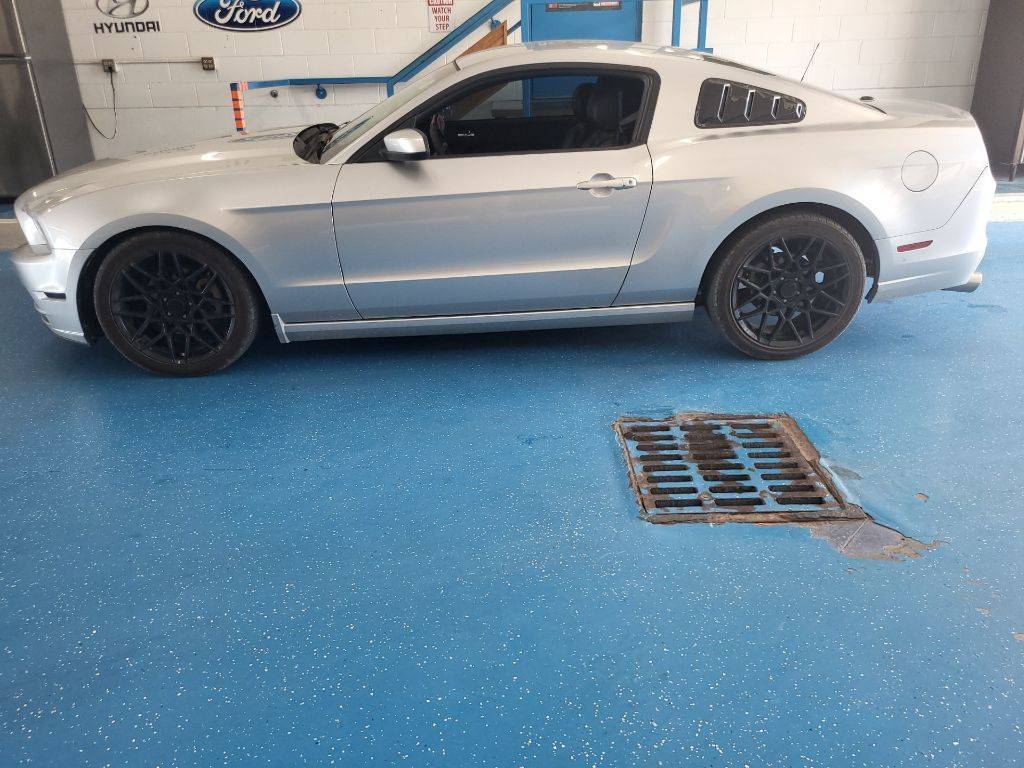 2014 Ford Mustang V6 Premium — Coupe — 117,089 mi — Manhattan, KS