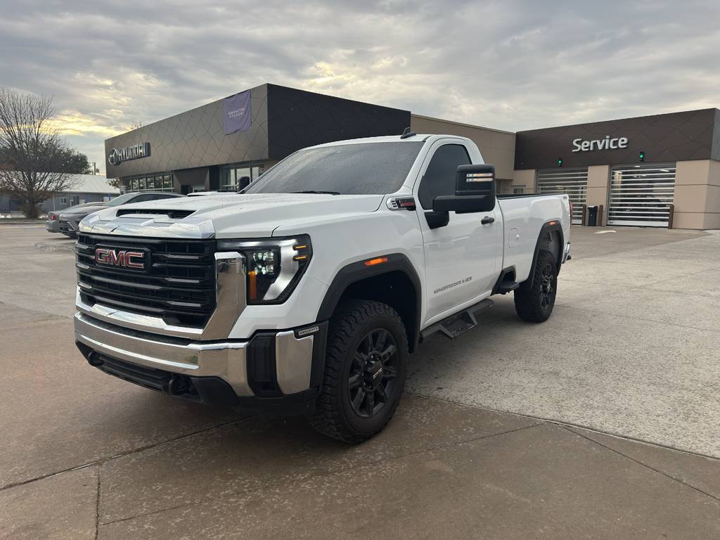 2024 GMC Sierra 3500HD Pro — Pickup Truck — 53,737 mi — Manhattan, KS