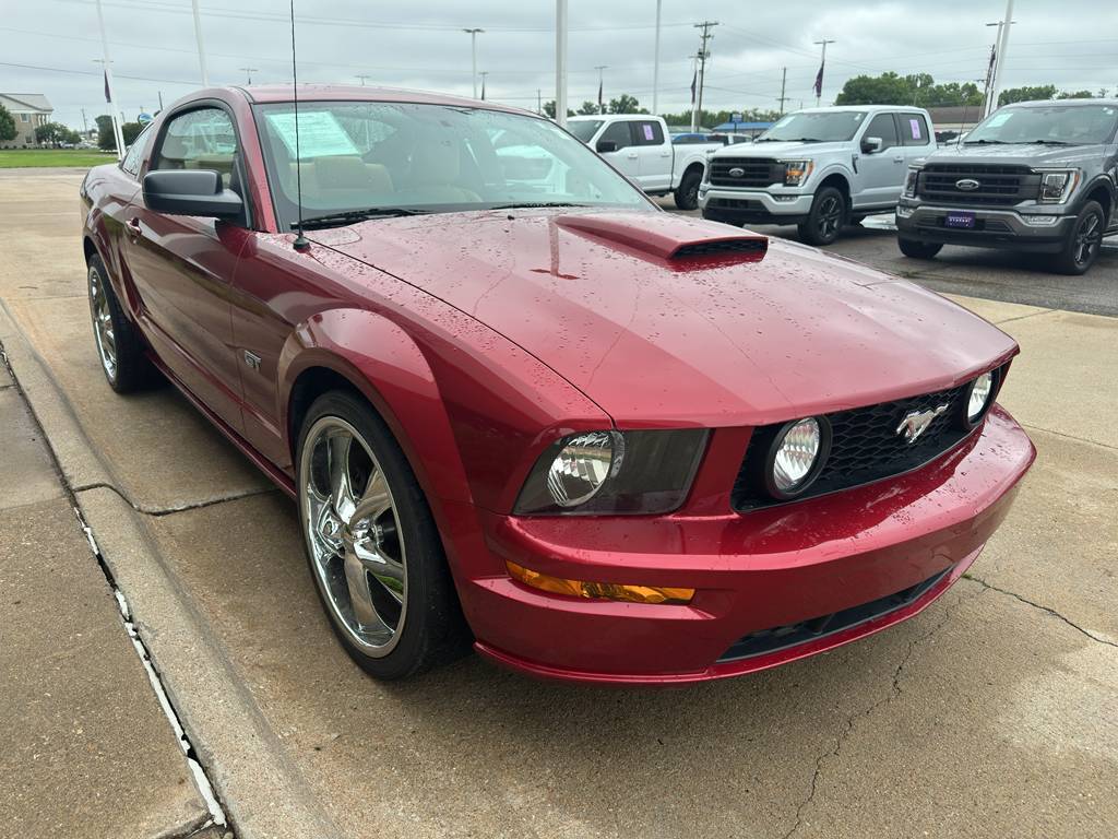 2007 Ford Mustang GT Deluxe
