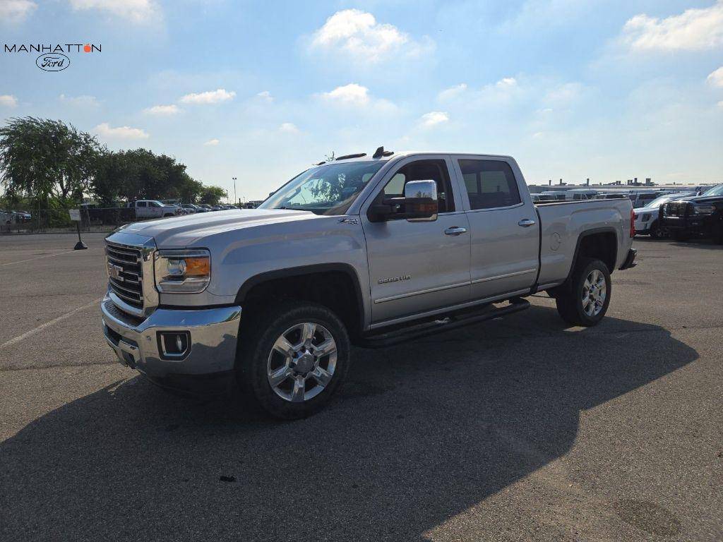 2017 GMC Sierra 2500HD SLT — Pickup Truck — 98,241 mi — Manhattan, KS