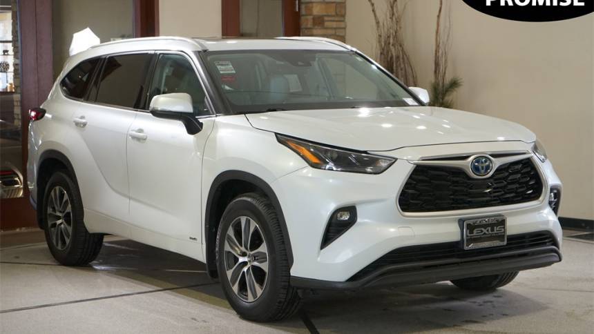 2022 Toyota Highlander Hybrid XLE