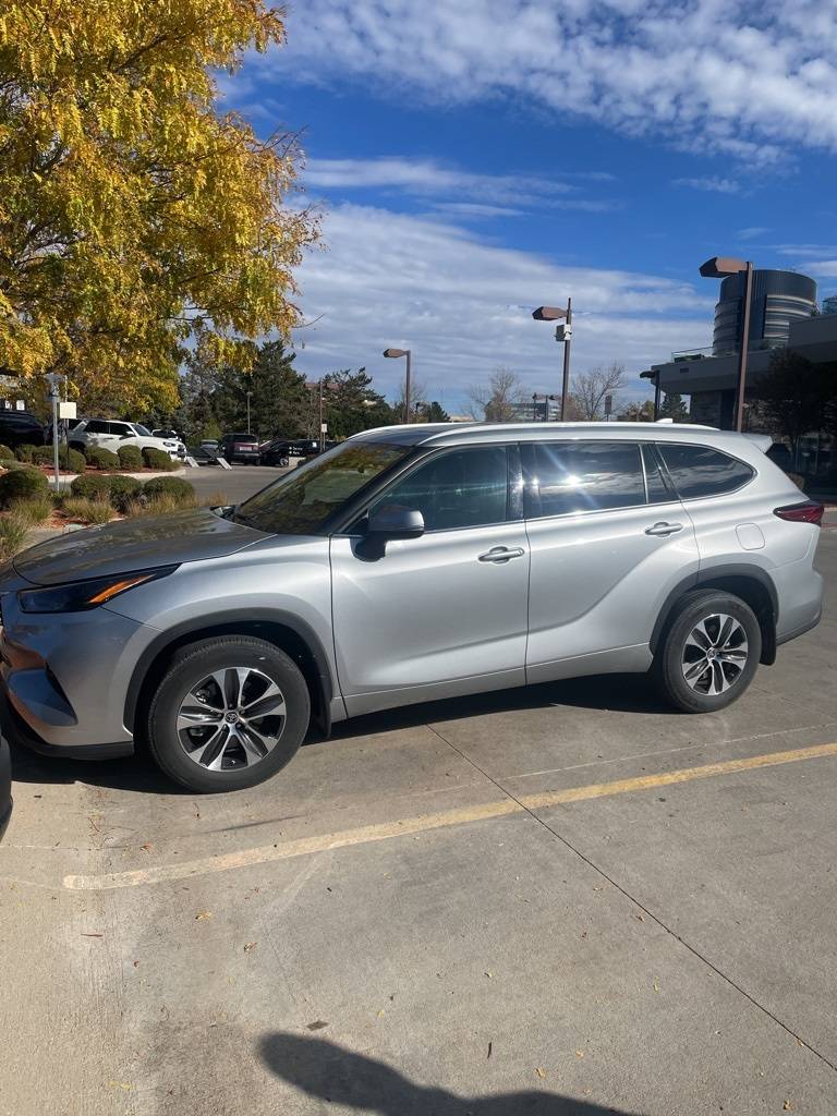 2022 Toyota Highlander XLE — SUV — 49,028 mi — Greenwood Village, CO