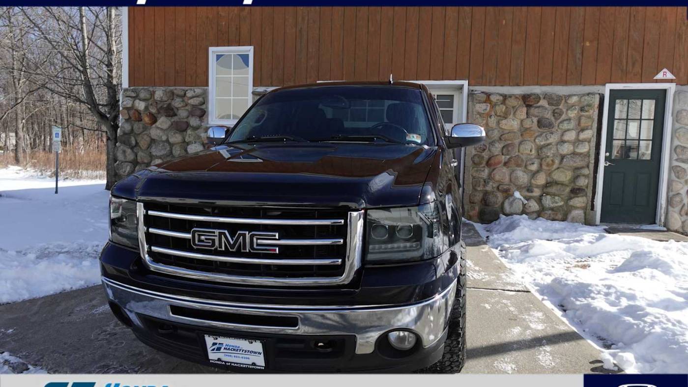 2013 GMC Sierra 1500 SLE — Pickup Truck — 136,882 mi — Hackettstown, NJ