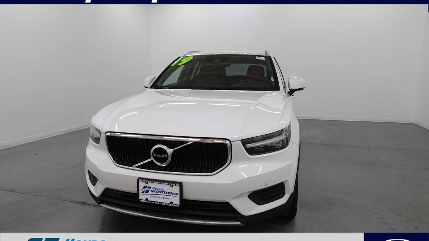 2019 Volvo XC40 Momentum — SUV — 91,444 mi — Hackettstown, NJ