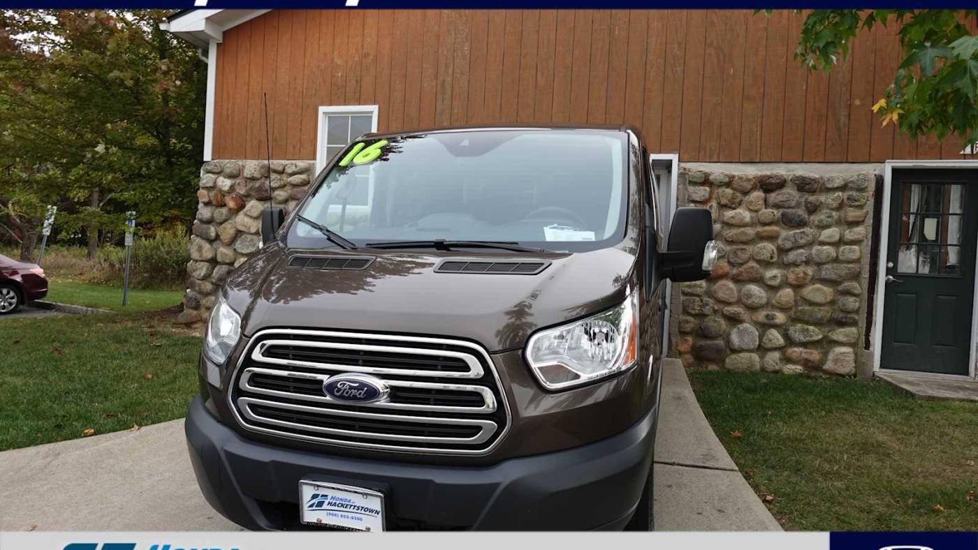 2016 Ford Transit Passenger Wagon T-150 XLT — Passenger Van — 117,272 mi — Hackettstown, NJ
