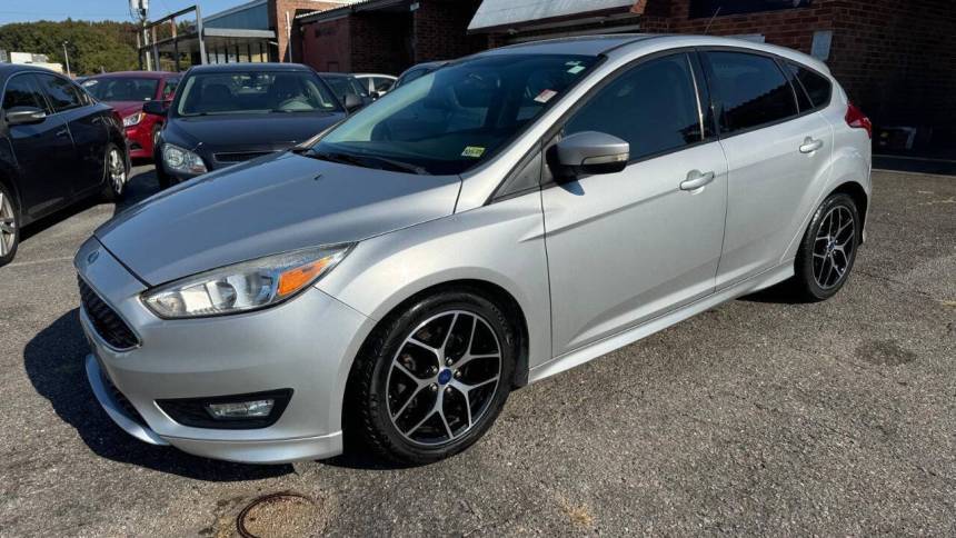 2016 Ford Focus SE — Hatchback — 76,641 mi — Portsmouth, VA
