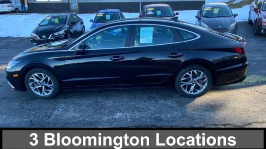 2022 Hyundai Sonata SEL — Sedan — 30,707 mi — Bloomington, IN