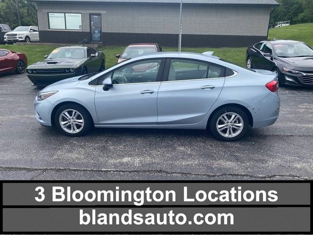 2017 Chevrolet Cruze LT — Sedan — 67,695 mi — Bloomington, IN