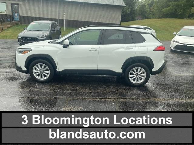 2022 Toyota Corolla Cross LE — SUV — 32,120 mi — Bloomington, IN