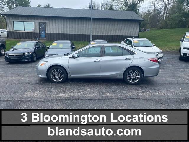 2016 Toyota Camry SE — Sedan — 36,239 mi — Bloomington, IN