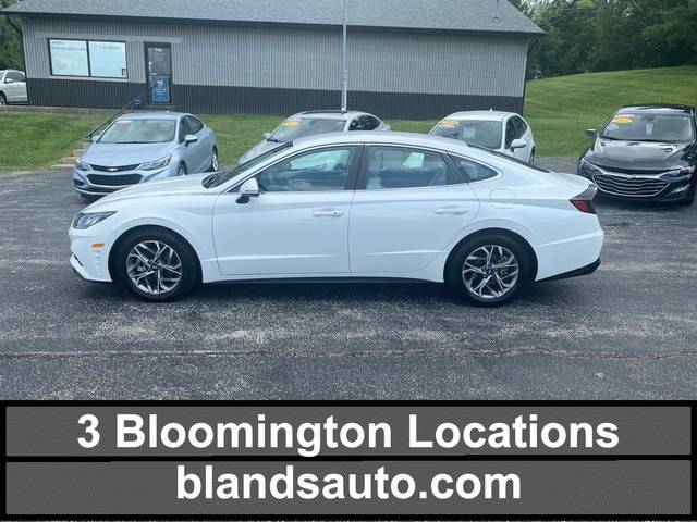2021 Hyundai Sonata SEL — Sedan — 29,812 mi — Bloomington, IN