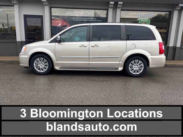 2015 Chrysler Town & Country Touring-L — Minivan — 62,580 mi — Bloomington, IN