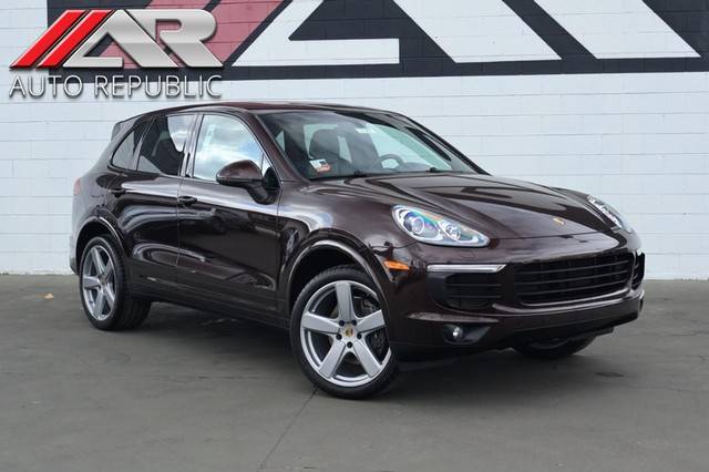 2017 Porsche Cayenne Platinum Ed. — SUV — 37,847 mi — Fullerton, CA
