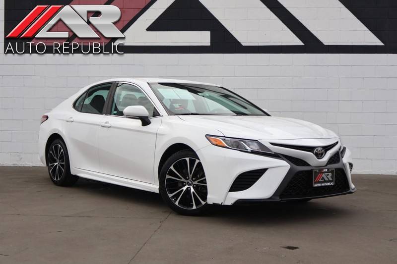 2019 Toyota Camry SE — Sedan — 48,677 mi — Fullerton, CA