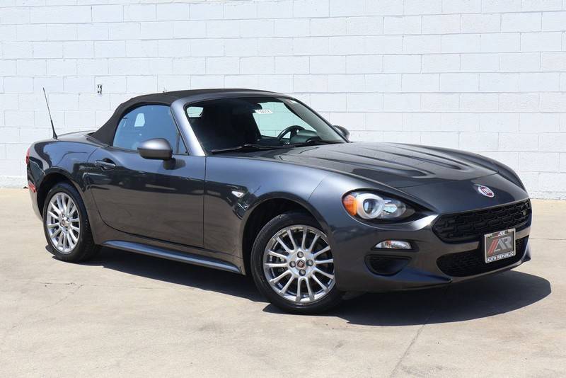 2017 FIAT 124 Spider Classica