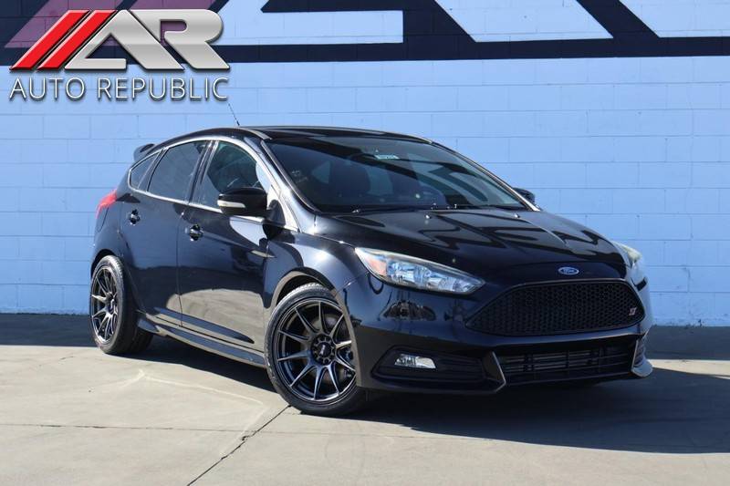 2016 Ford Focus ST — Hatchback — 110,475 mi — Fullerton, CA