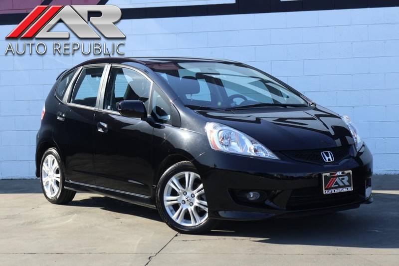 2009 Honda Fit Sport — Sedan — 70,835 mi — Fullerton, CA