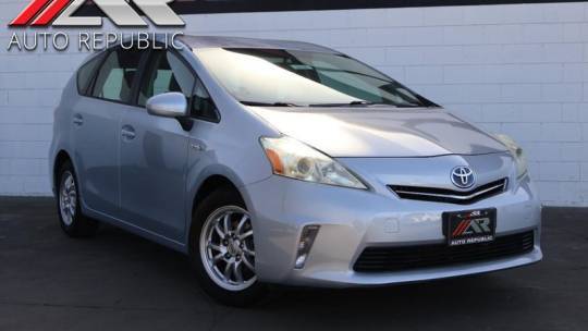 2012 Toyota Prius v Two