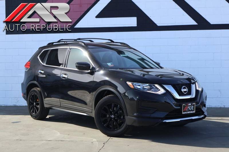 2017 Nissan Rogue SV — SUV — 85,546 mi — Fullerton, CA