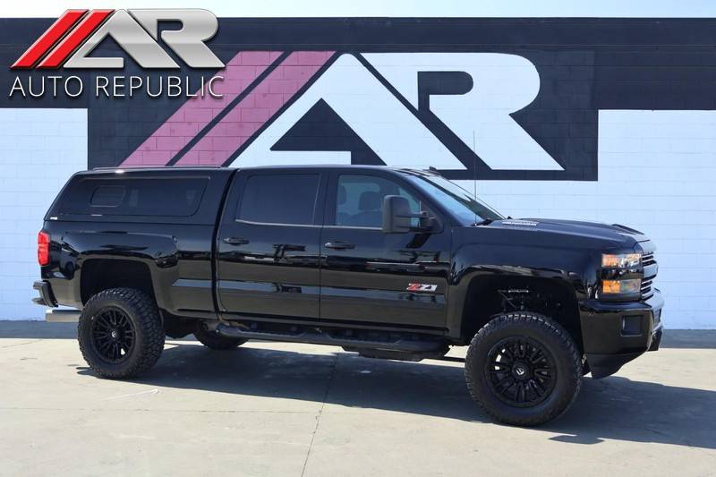 2018 Chevrolet Silverado 2500HD LT — Pickup Truck — 47,927 mi — Fullerton, CA