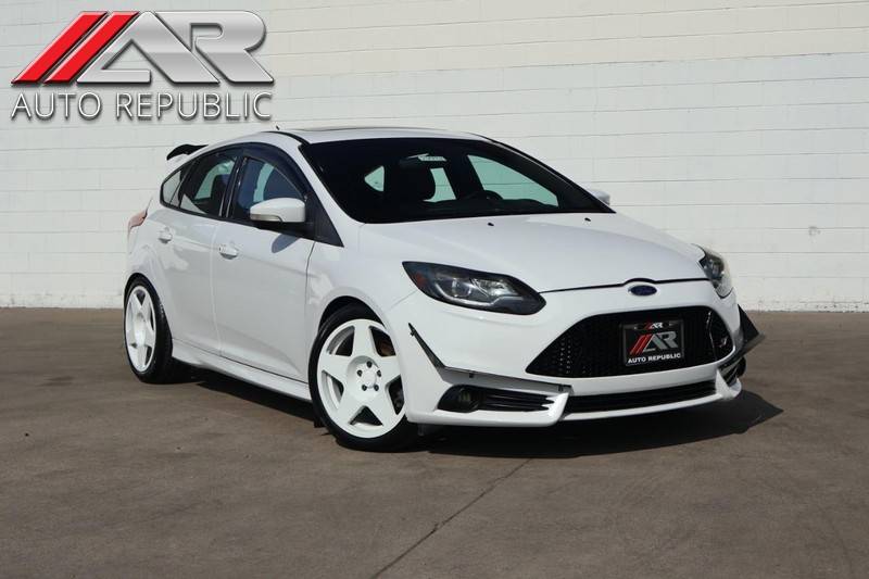 2014 Ford Focus ST — Hatchback — 105,227 mi — Fullerton, CA