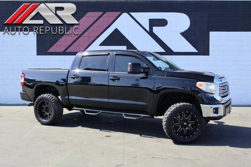 2014 Toyota Tundra Limited — Pickup Truck — 97,462 mi — Fullerton, CA
