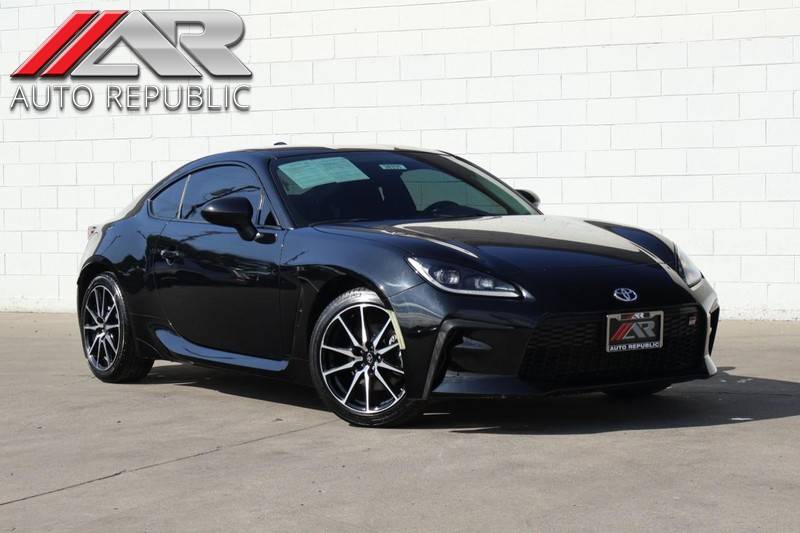2023 Toyota GR86 Base — Coupe — 31,272 mi — Fullerton, CA