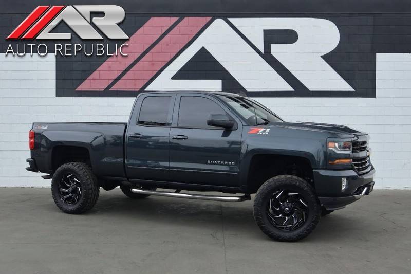 2017 Chevrolet Silverado 1500 LT — Pickup Truck — 39,390 mi — Fullerton, CA