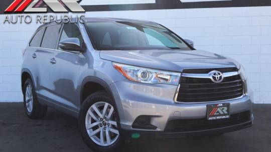 2016 Toyota Highlander LE V6 — SUV — 117,267 mi — Fullerton, CA