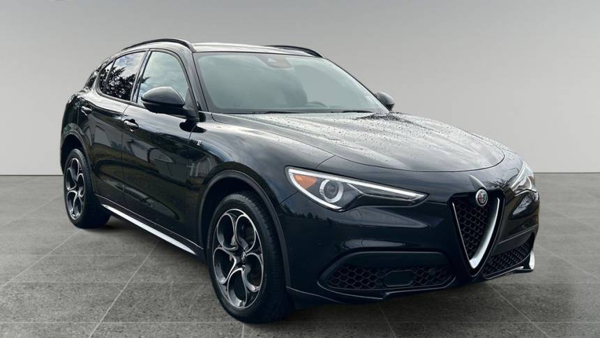 2022 Alfa Romeo Stelvio Ti
