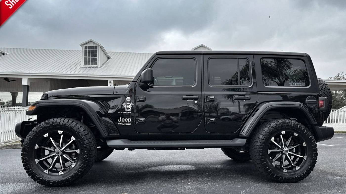 2020 Jeep Wrangler Sahara — SUV — 110,258 mi — Tampa, FL
