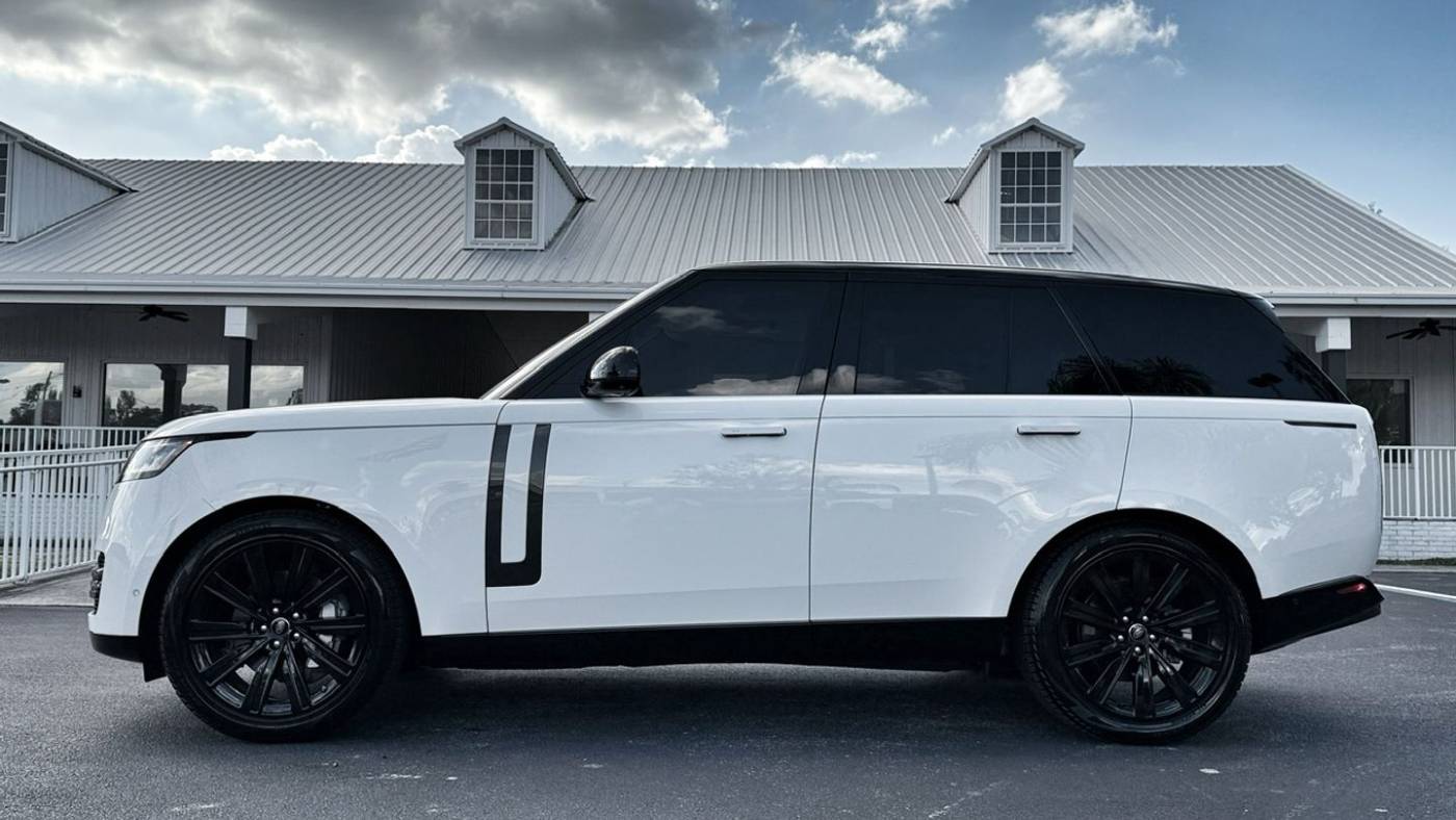 2023 Land Rover Range Rover SE — SUV — 8,501 mi — Tampa, FL