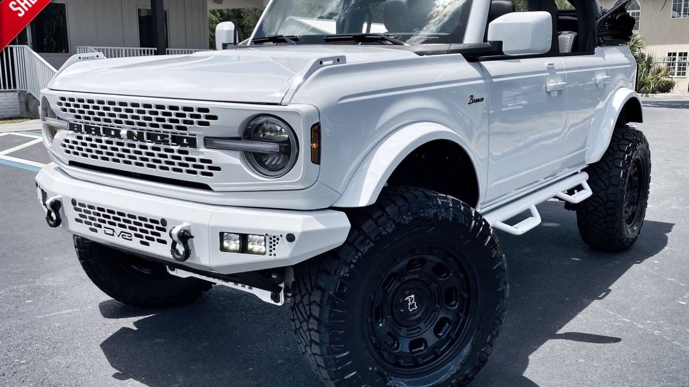 2023 Ford Bronco Base — SUV — 898 mi — Tampa, FL